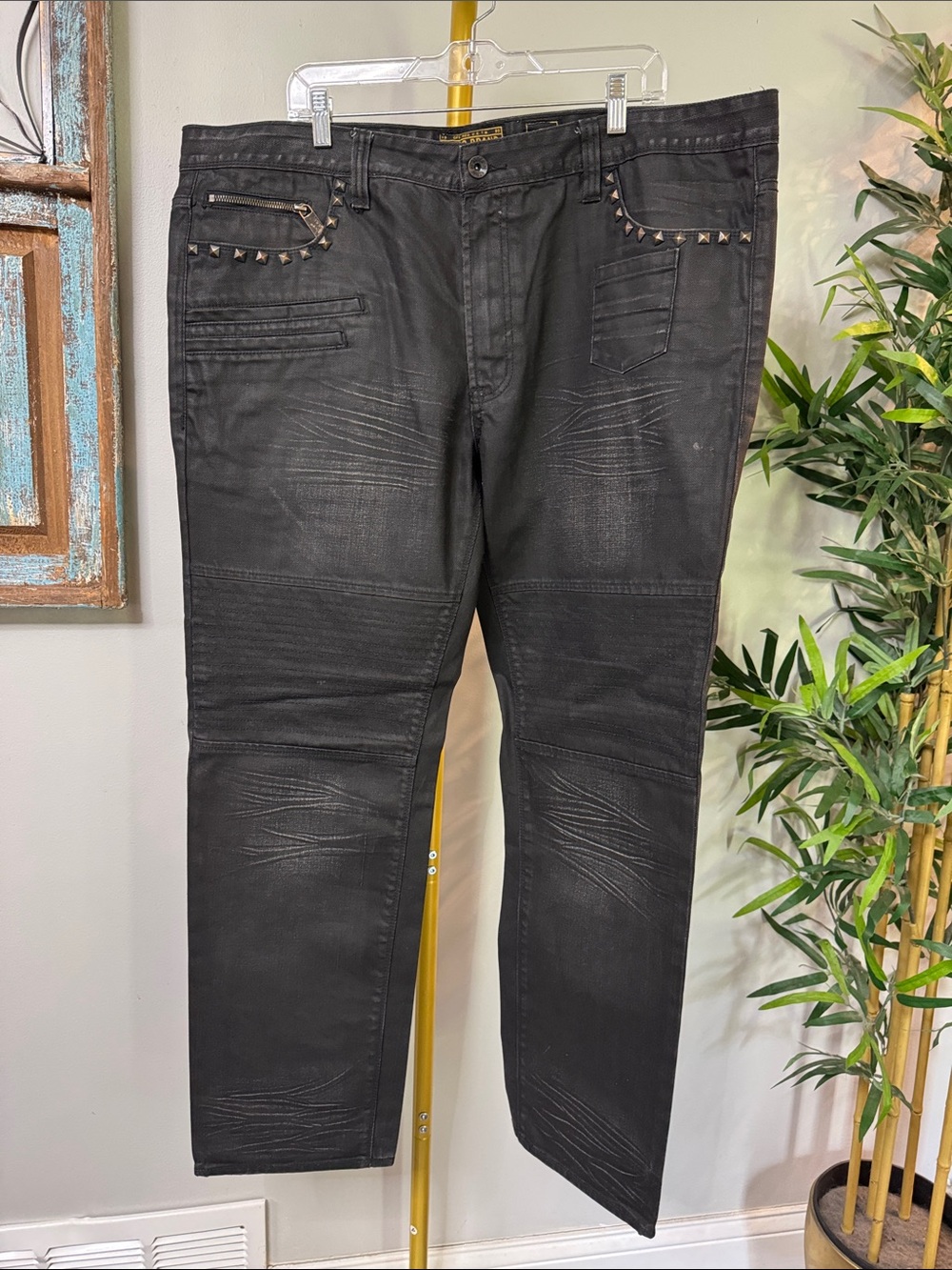 Akoo Men's Black Slim Straight Jeans with Studded Pocket Trim